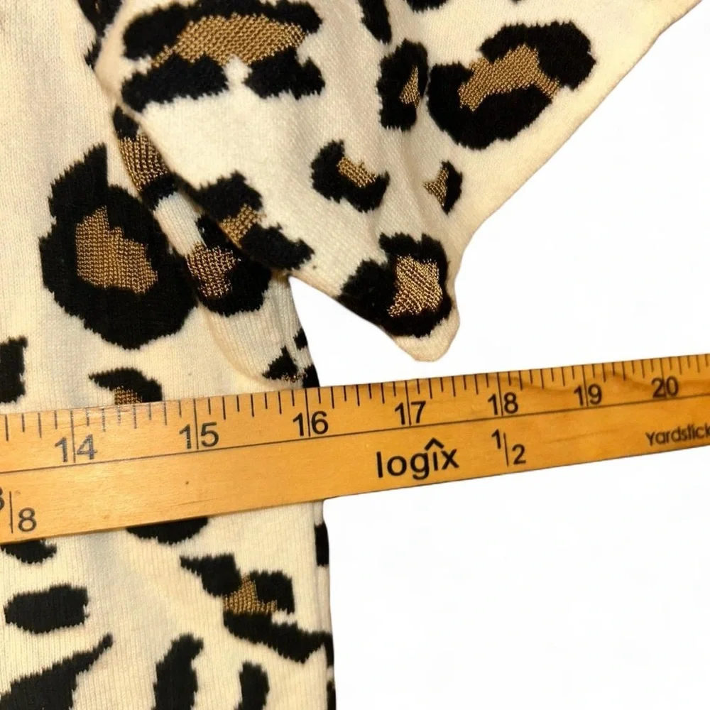 Anthropologie White and Brown Leopard Print Tee - Picture 5 of 7